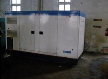 新河康明斯150kw大型柴油二手发电机组